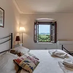 Villanovia